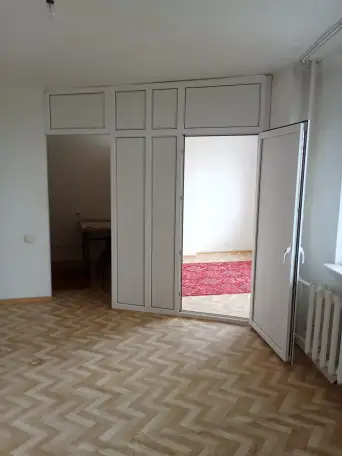 Продам 1 ком.кв от Хозяйки перегорождена пластиком как 2-хкомнатная заот Хозяйки квартиры. Торг уместен., фотография 14