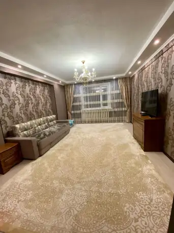 Продаётся квартира, Кошкарбаева 34, фотография 2