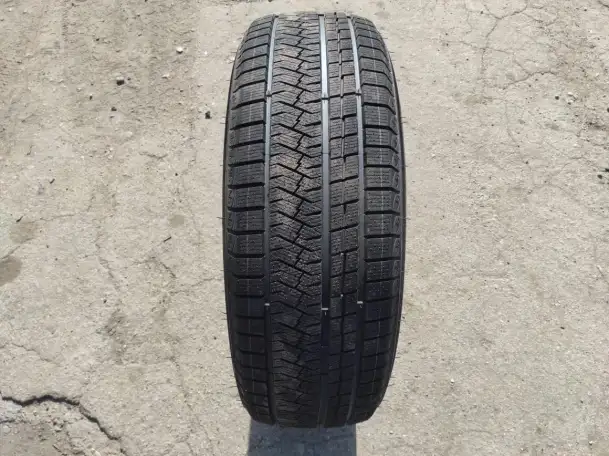 245.65.17 Triangle PL02 111H, фотография 2