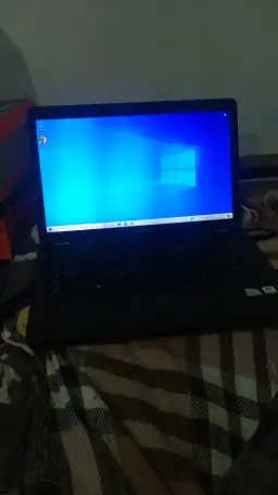 Ноутубк compaq стоит Windows 10 озу 2 жёсткий диск 280гб подойдет дли учебы и для работы возможно обмен на пк или на нор, фотография 1