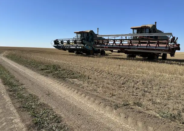 Комбайны! Тракторы! ЮМЗ! МТЗ! Сеялки!, фотография 1