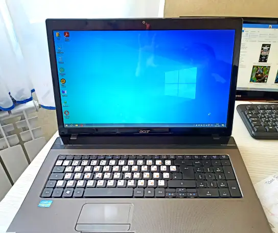 Ноутбук, фотография 1