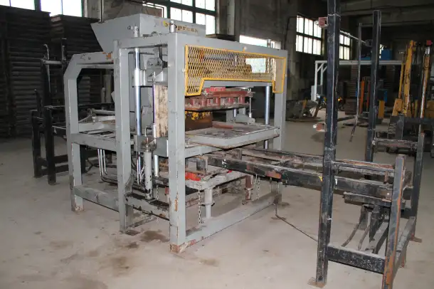 Продается бывший в употреблении Оборудование вибропресования, фотография 3