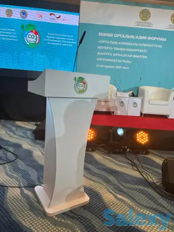 Белые кресла в аренду для мероприятий, фотография 4