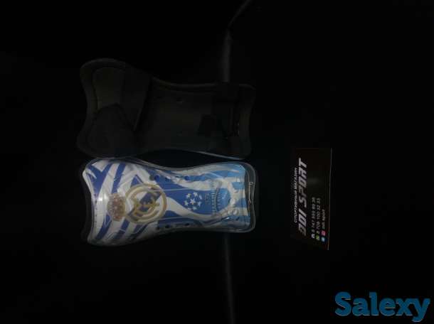 Футбольные щитки, фотография 3