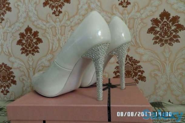Свадебные туфли, фотография 1
