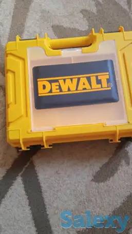 Шуруповерт DeWalt новый, фотография 2