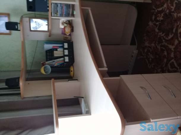 Стол компьютерный, фотография 1