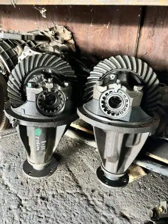 Редуктор передний 35-8 на Nissan Patrol r60., фотография 1