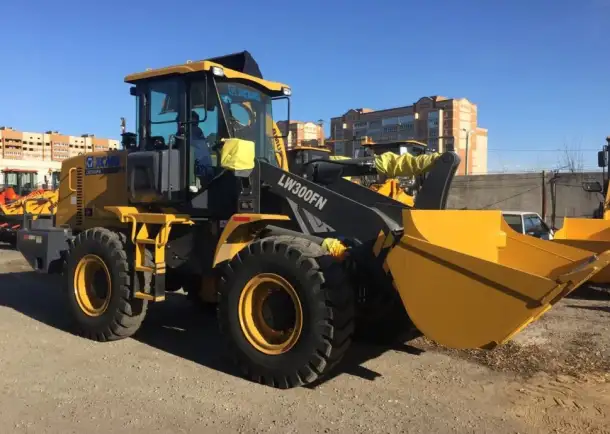 Продам фронтальный погрузчик XCMG LW300FN: 1.8 куба. РЫЧАГ..., фотография 5