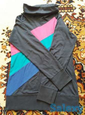 Свитер на девочку, фотография 1