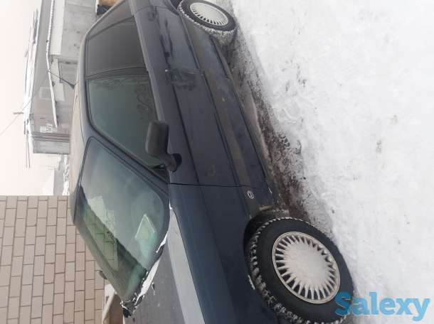 Автомобиль Audi 80, фотография 1