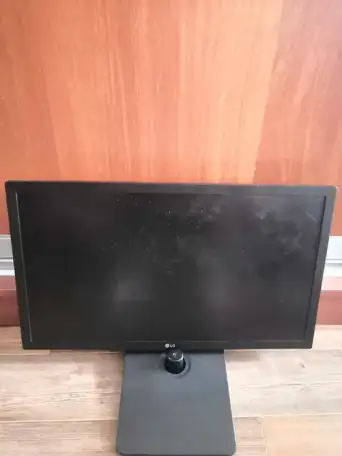 5 мониторов на запчасти, фотография 5