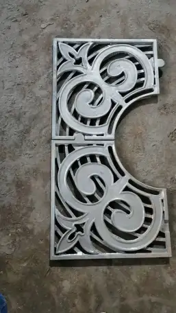 Приствольная решетка из четырех частей, фотография 2