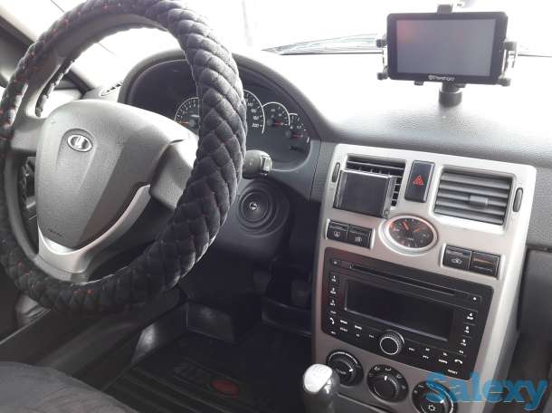 Продам Приору универсал,в отличном состоянии, фотография 2