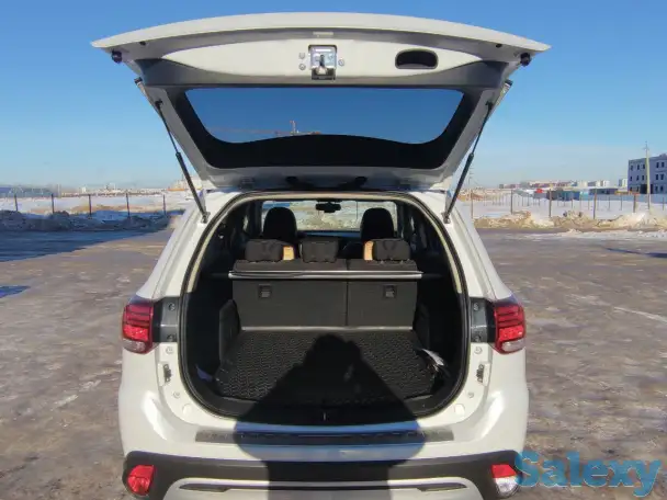 Mitsubishi Outlander 2020 г., фотография 7