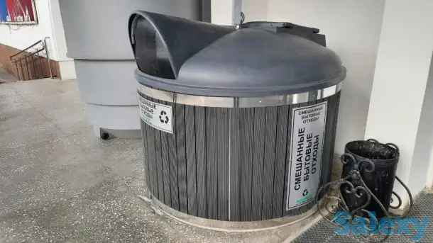 Мусорные контейнеры заглубленного типа, фотография 1