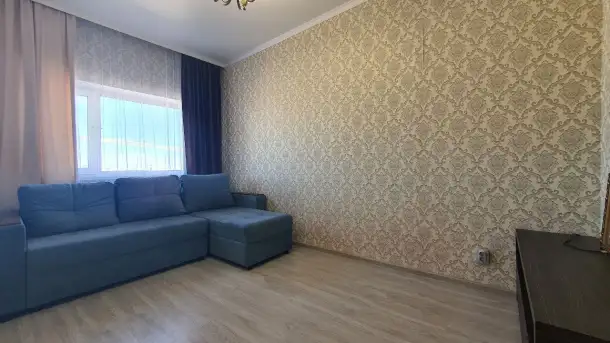 Продам 2 комнатную квартиру с ремонтом и мебелью., Е430 2А, фотография 2