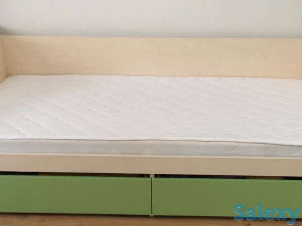 Подростковая кровать, фотография 1