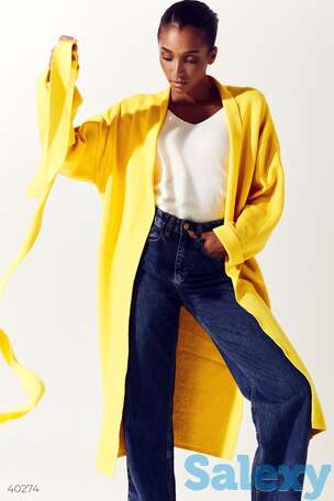 Яркий желтый кардиган, фотография 1