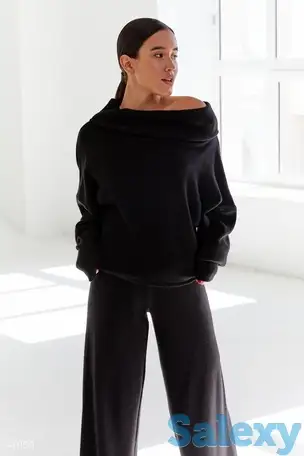 Черный трикотажный костюм с широкими брюками, фотография 1