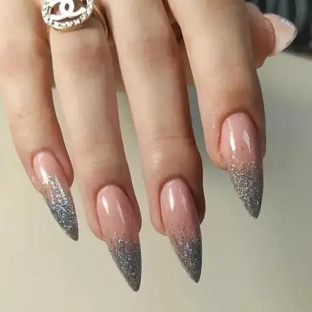 Маникюр. Наращивание ногтей, фотография 5