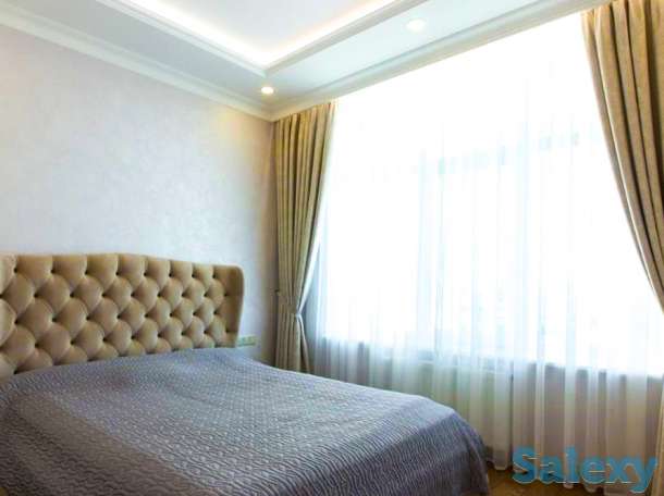 Просторные апартаменты, ул. Абиша Кекилбайулы 270/2, фотография 1