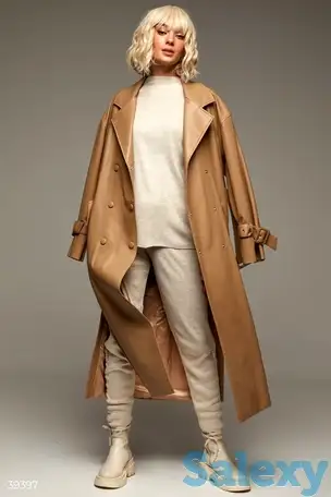 Бежевый костюм с завязками, фотография 1