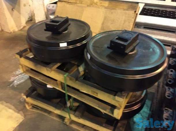 Колесо направляющее 81N6-13010 на Hyundai R210LC / R250LC 81N6-13010, фотография 1