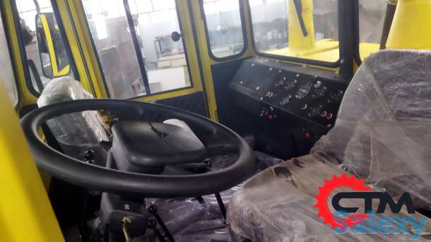 Погрузчик К-700, К-701 на базе трактора Кировец, фотография 3