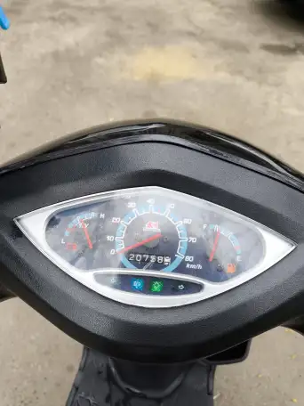 Даянг мопед 49 куб продам едет на ходу минусов нет, фотография 6