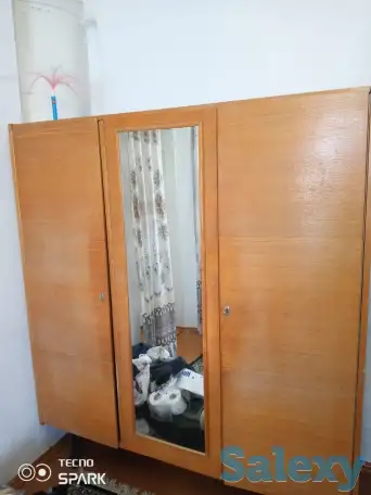 продам шкаф,сервант, фотография 2