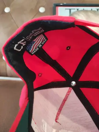 Бейсболка с автографом Дональда Трампа, фотография 4