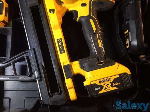 Гвоздезабиватель пистолет аккумуляторный DeWalt DCN890P2, фотография 5