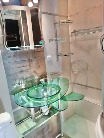 Продается 1-ком. квартира, общая площадь 38.1 кв.м., кухня 8 кв.м. на 3 этаже, фотография 6