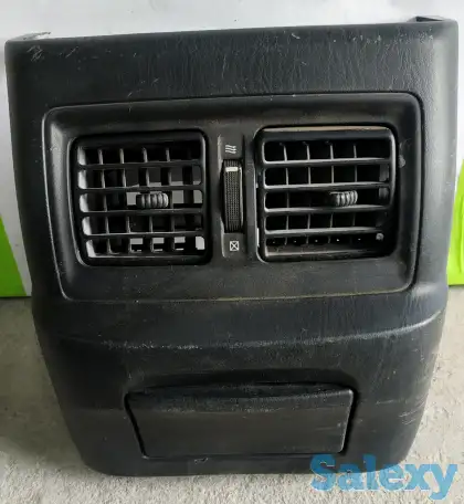 Консоль задняя.Лексус JS 300. Б.У., фотография 1