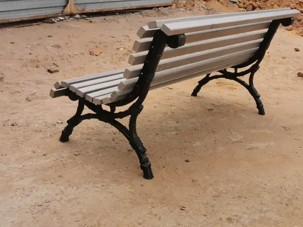 Скамья деревянная на чугунных ножках, фотография 2