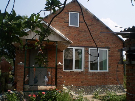 Продам дачу 6 сот дом кирпичный с печью баня скважина, фотография 4