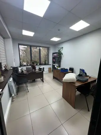 Сдам в аренду коммерческое помещение 200м, Жусанды 1Б, фотография 7