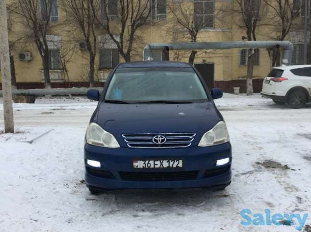 Taxi Toyota Ipsum, фотография 1