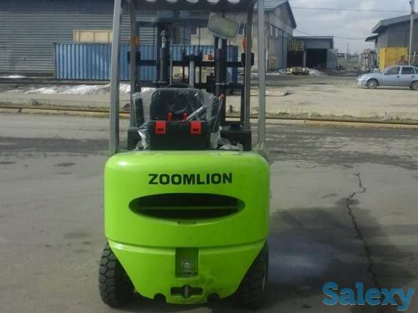 Вилочный погрузчик, фотография 3