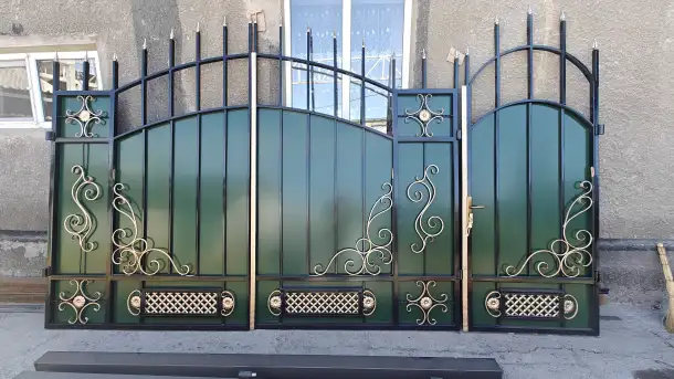 Ворота распашные, фотография 1