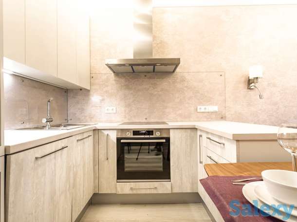 Комфортные апартаменты в центре города, Ул. Навои 9/1, фотография 3