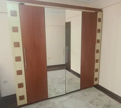 Продам спальный гарнитур и шифоньер!, фотография 5