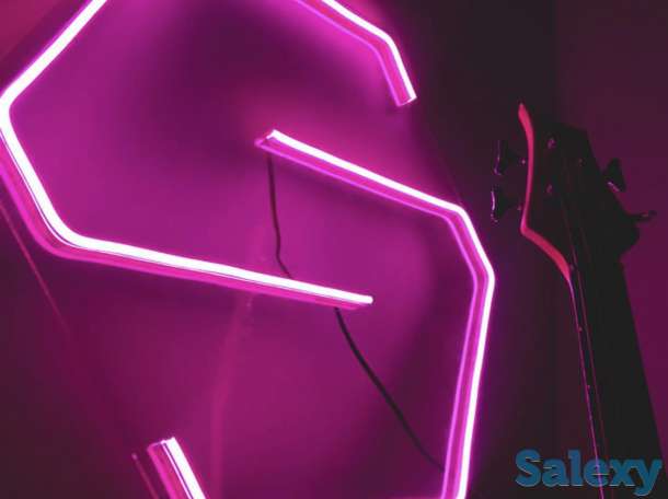 Неоновые вывески, фотография 2