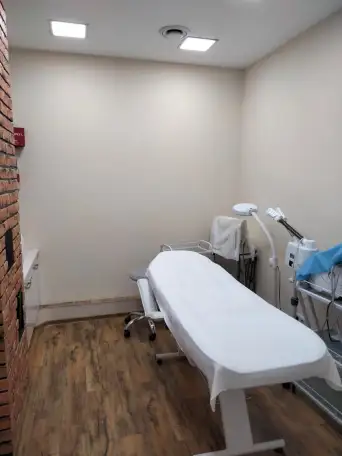 Аренда кабинета, Желтоксан 155 жк Ак-Алем, фотография 2