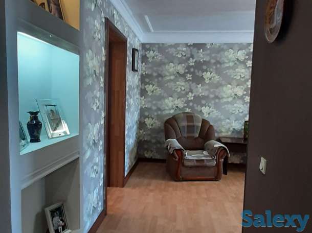 Уютная 3х-комнатная квартира в Пришахтинске, 21 микрорайон, дом 19, фотография 1