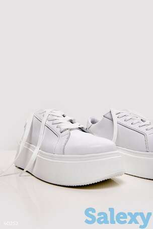 Кожаные кеды на платформе, фотография 1