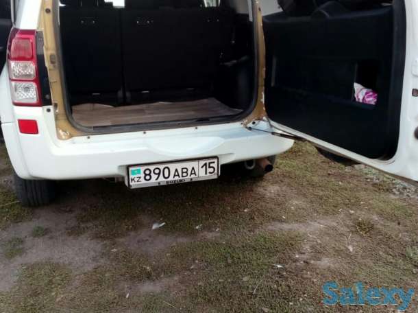 Автомобиль СУЗУКИ Suzuki, фотография 3