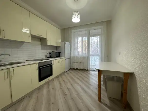 Сдам квартиру посуточно, Бокейхана 40, фотография 2